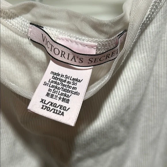 Victoria's Secret White Chemise with Lace Details - Picture 2 of 3